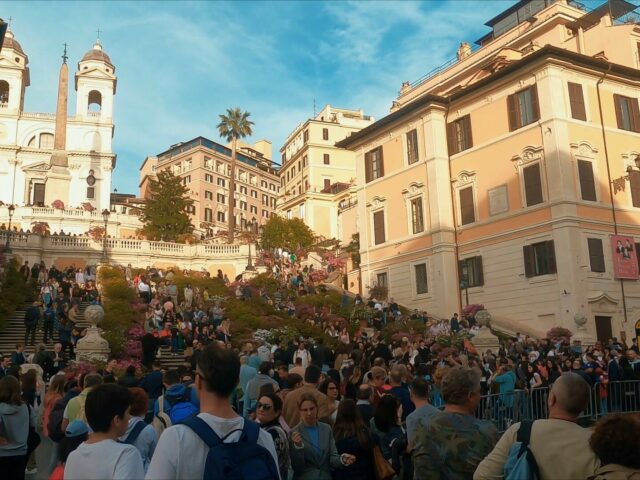 Passeggiata nel Quartiere degli Artisti